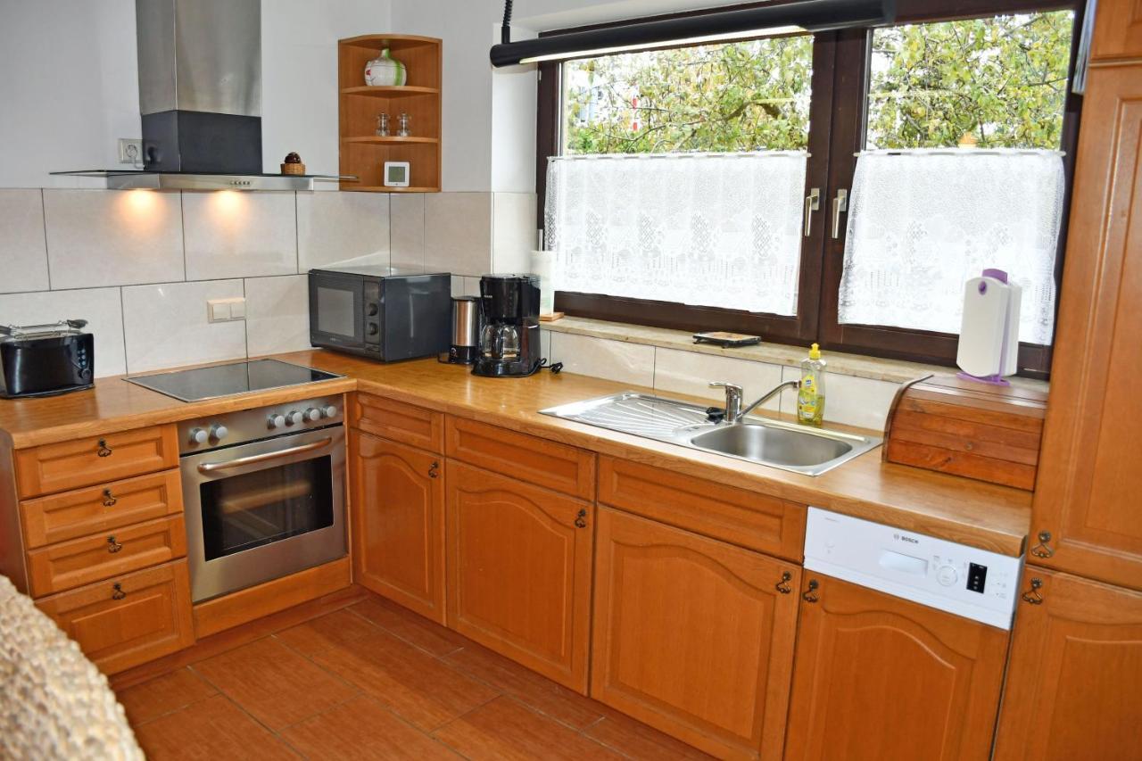 Schoenes Ferienhaus Mit Kamin Und Sauna Im Ostseebad Sellin المظهر الخارجي الصورة